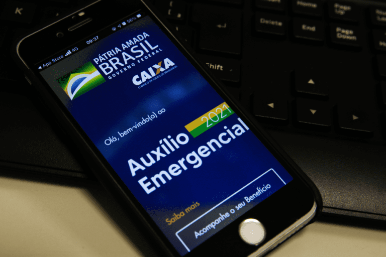 auxilio-emergencial-2804217523